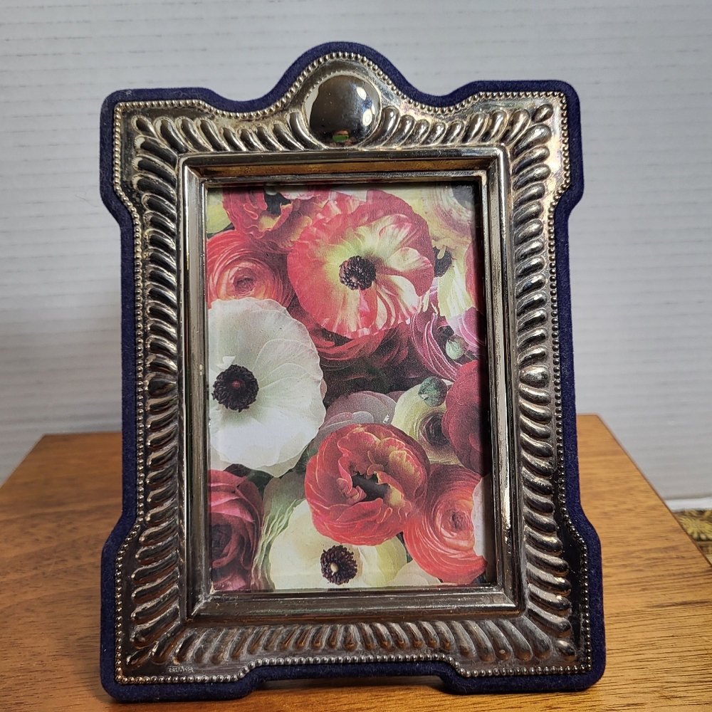 Vintage Elegance Silver Plate Ornate Picture Frame
